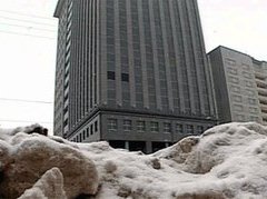Офис НК "ЮКОС" в Москве. Кадр НТВ, архив