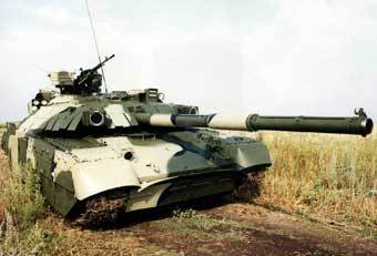 Украинский танк "Оплот". Фото с сайта www.morozov.com.ua