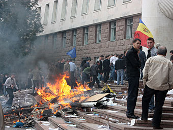     7  2009 .   ,  