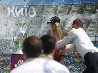    FEMEN 