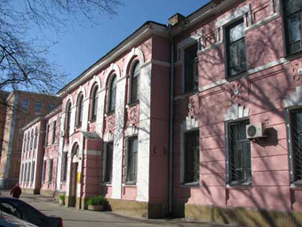  .    neurosurgery-kiev.com.ua