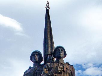 "  ".   Juliux   wikipedia.org